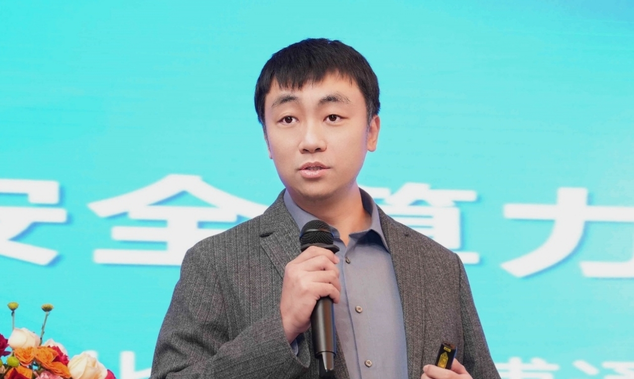 1763366345224051Rbs8.jpg 2.jpg